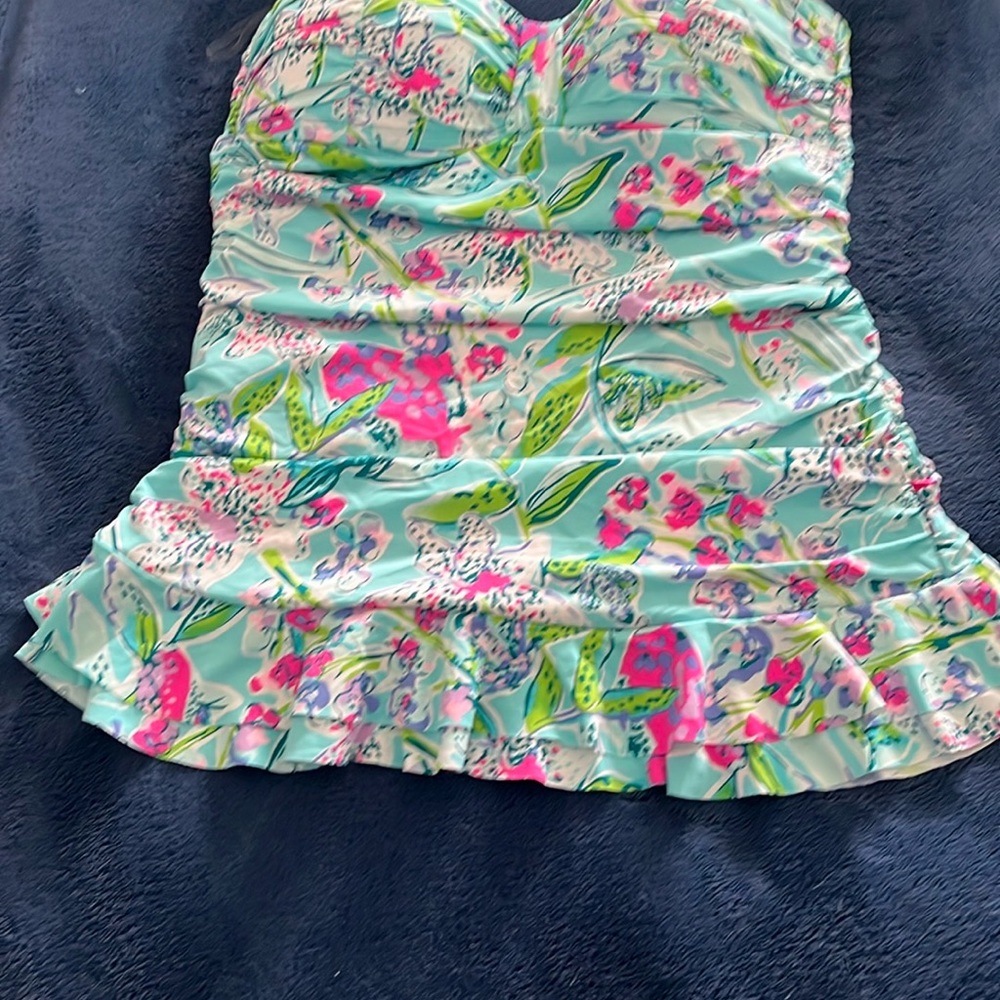 lily Pulitzer woman’s tankini